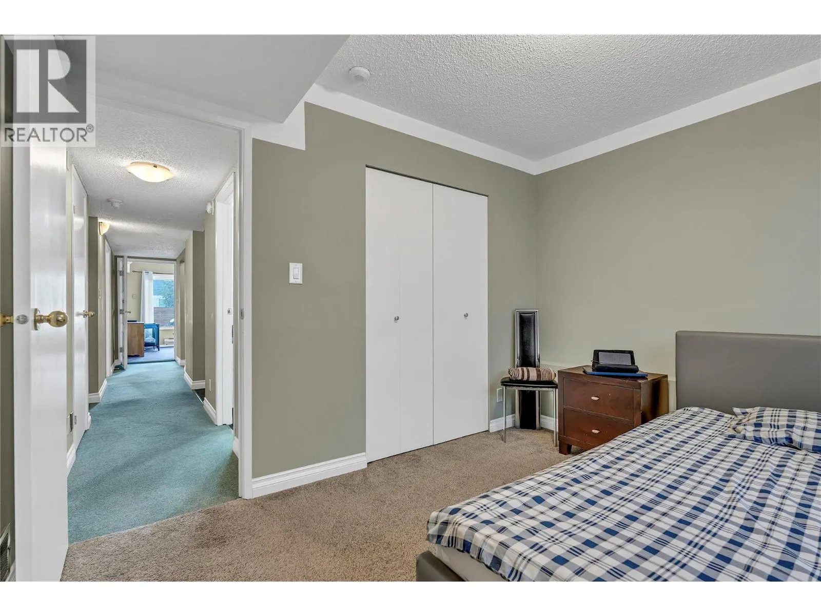 2494 Cornwall Drive