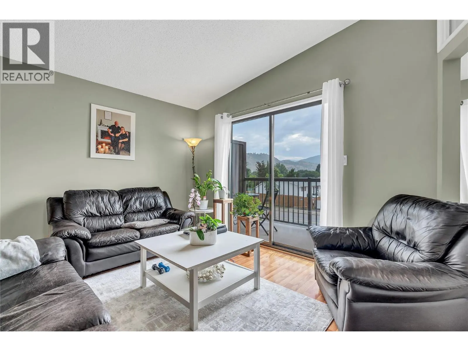 2494 Cornwall Drive