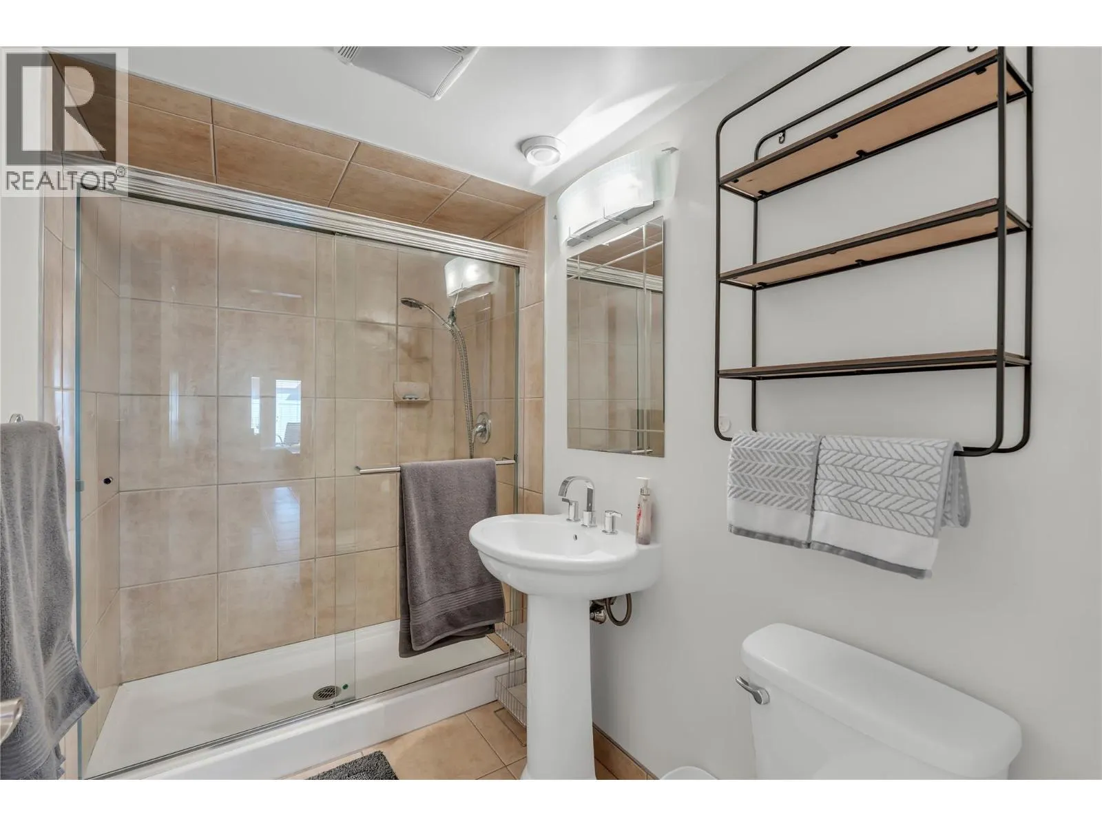 695 Pineview Road Unit# 131