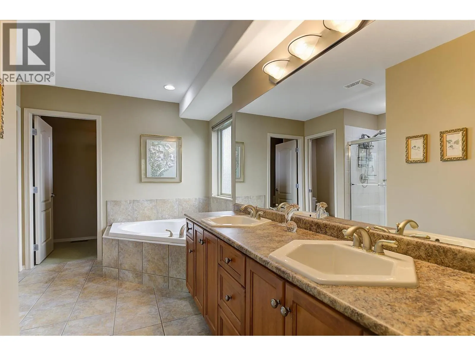 2155 Horizon Drive Unit# 31