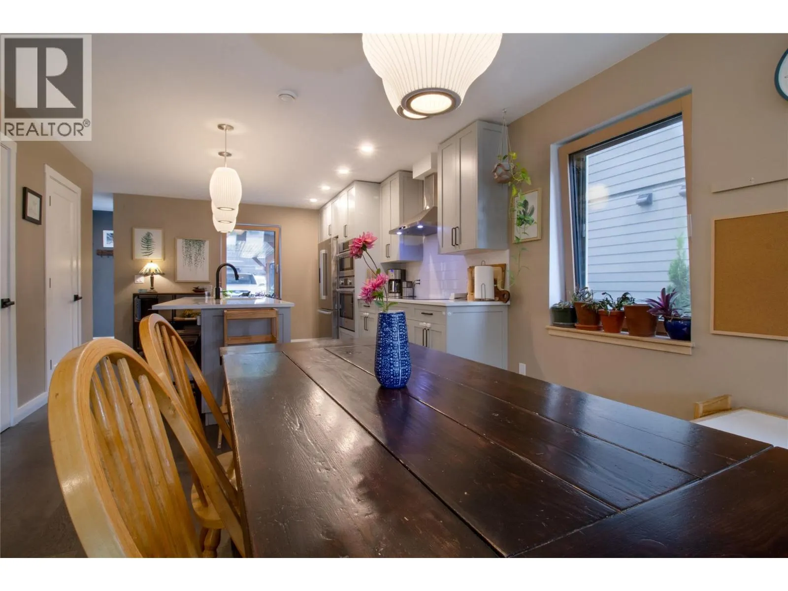 1005 Keystone Crescent