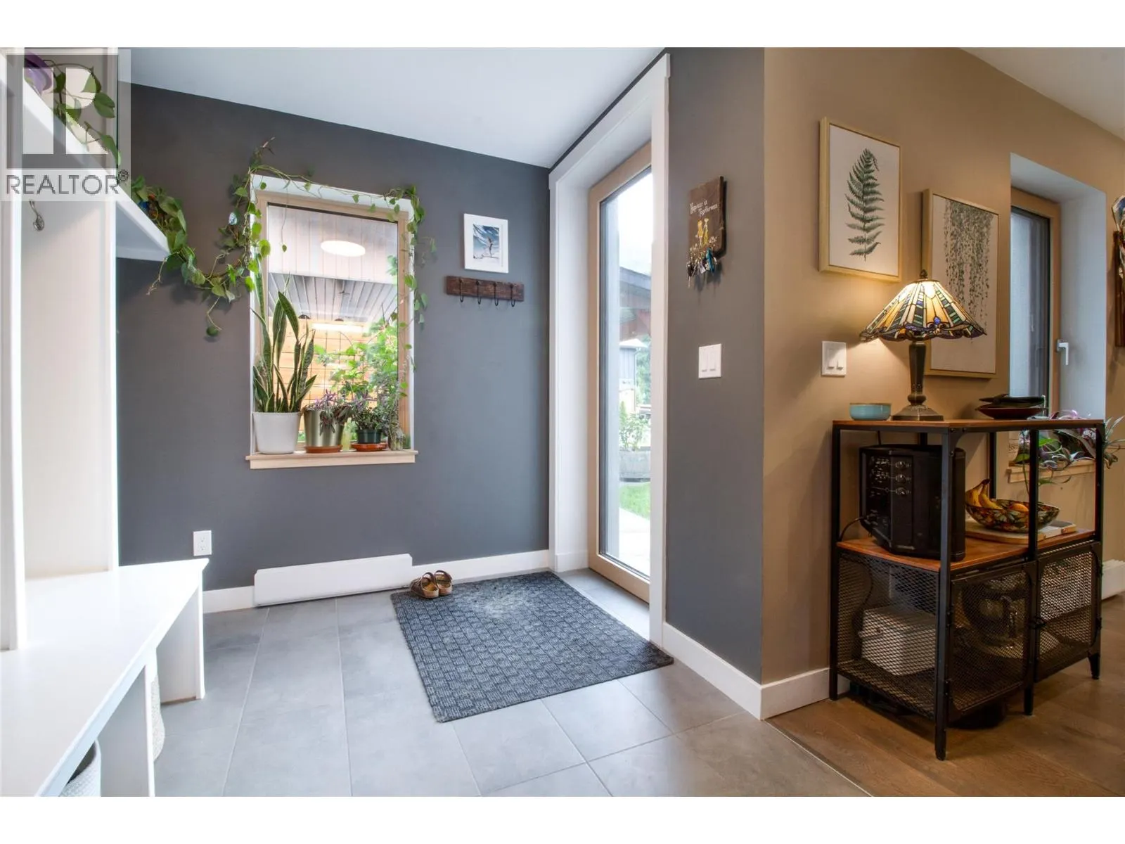 1005 Keystone Crescent
