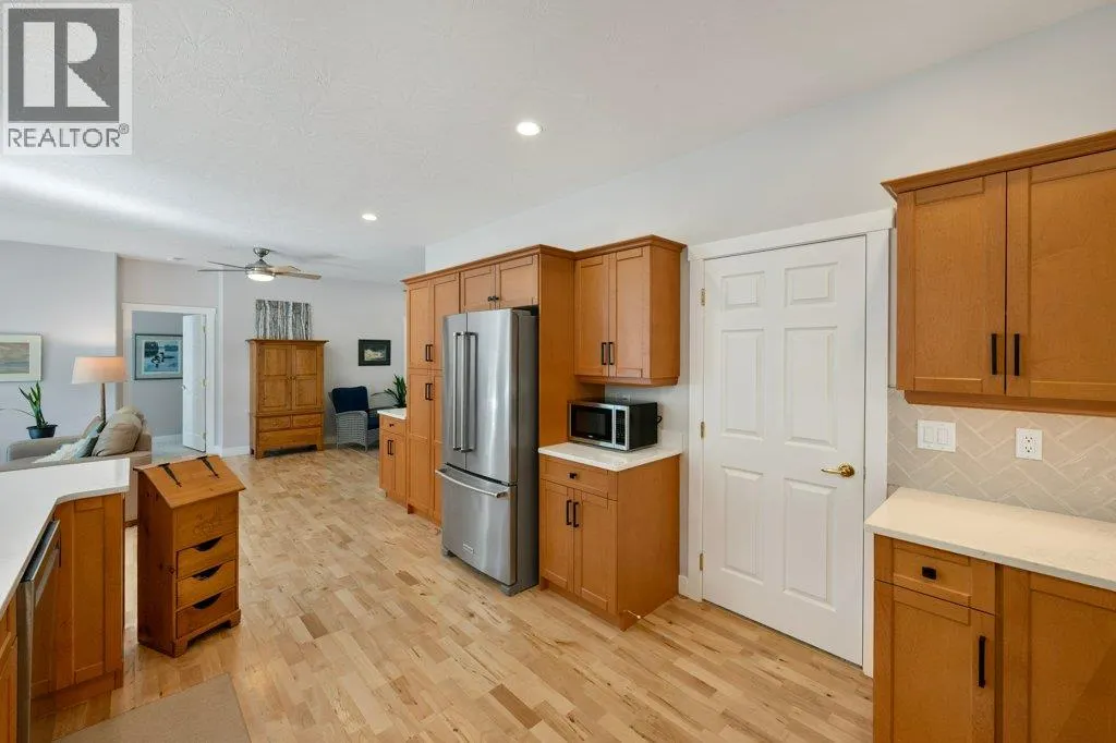 6960 CHARDONNAY Place
