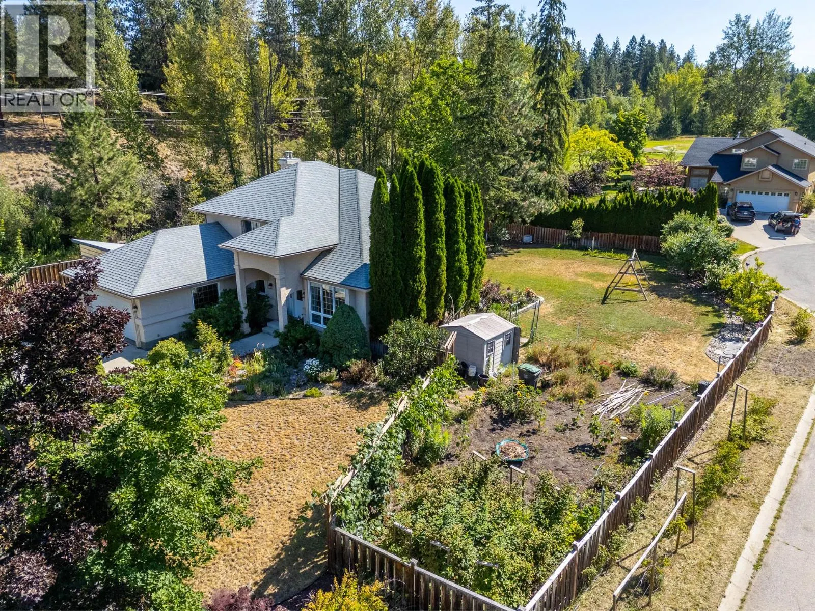 4015 Mahonia Drive