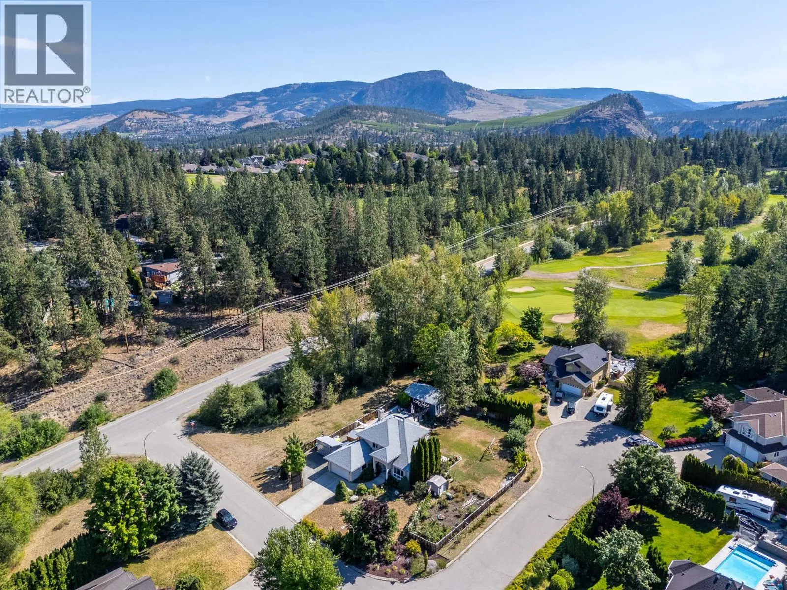 4015 Mahonia Drive