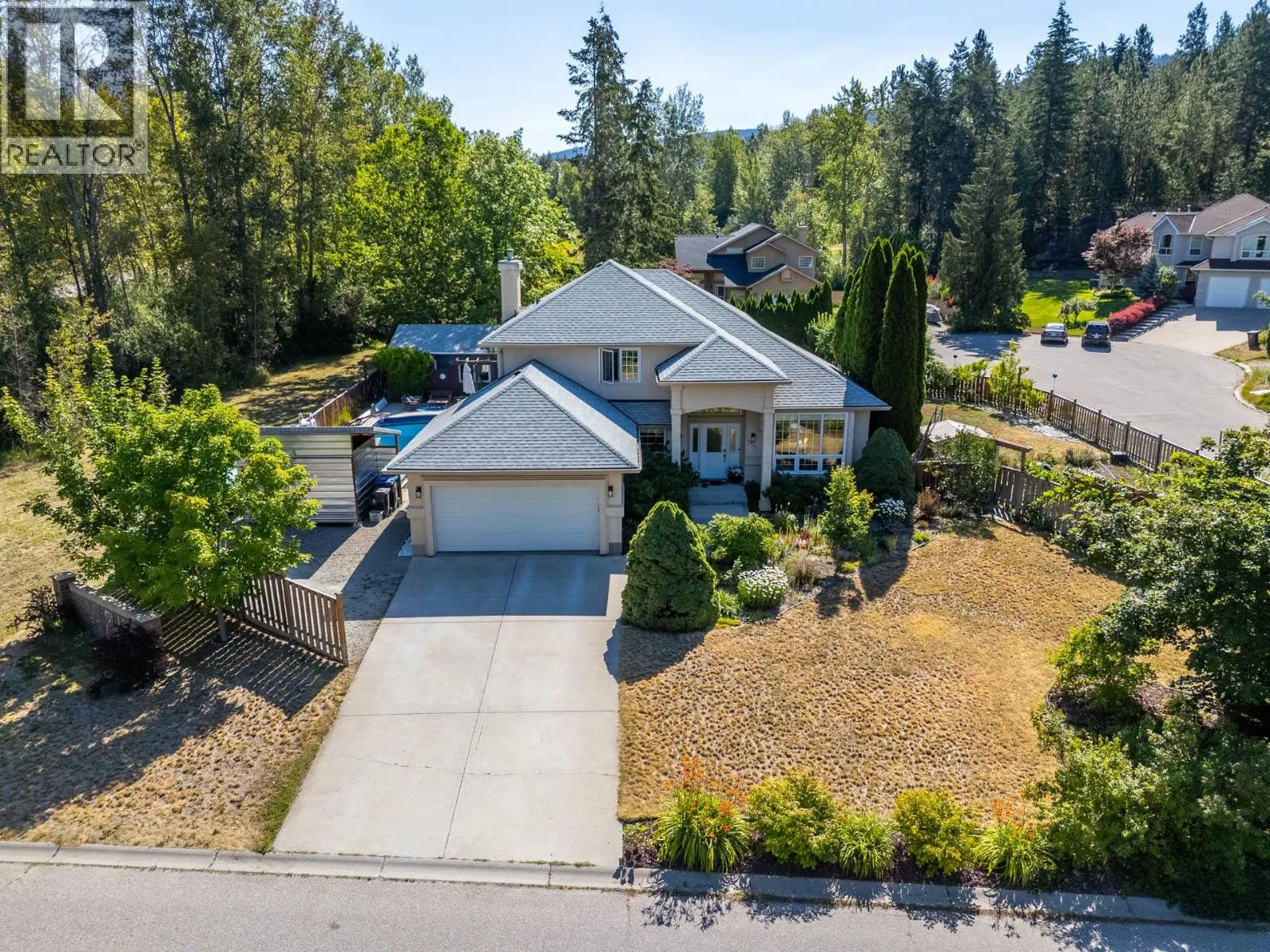 4015 Mahonia Drive