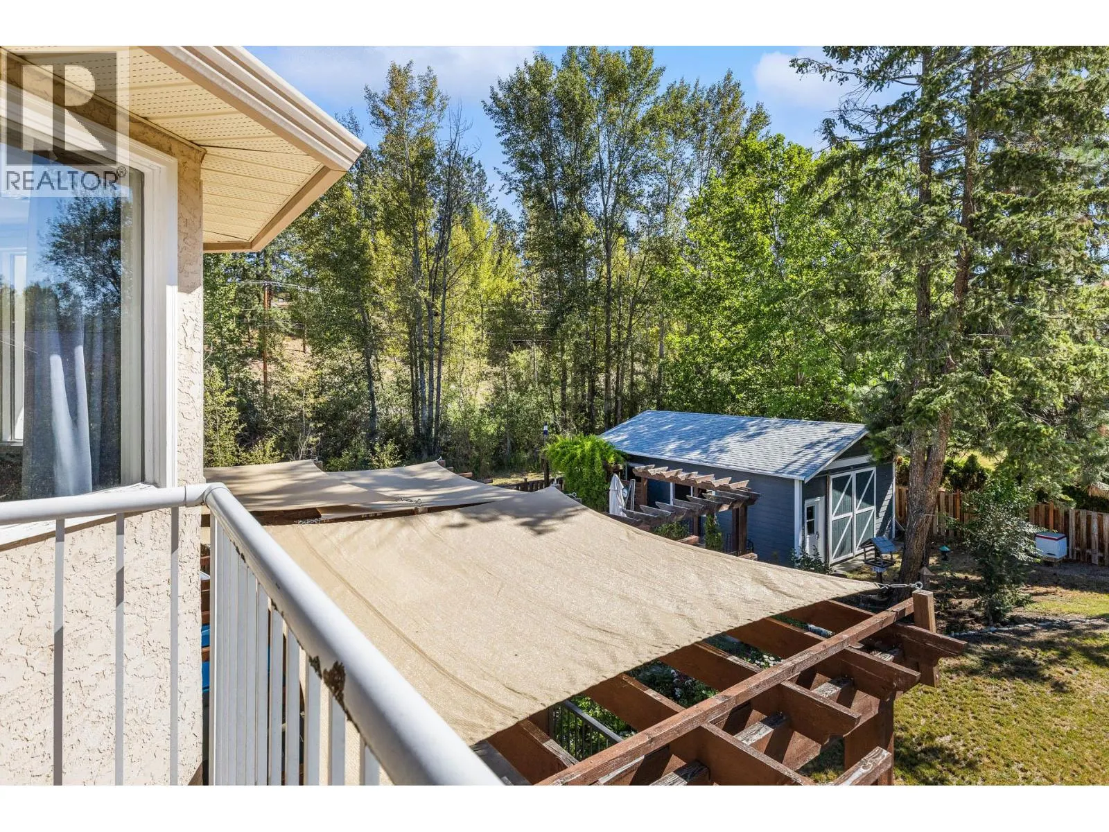 4015 Mahonia Drive