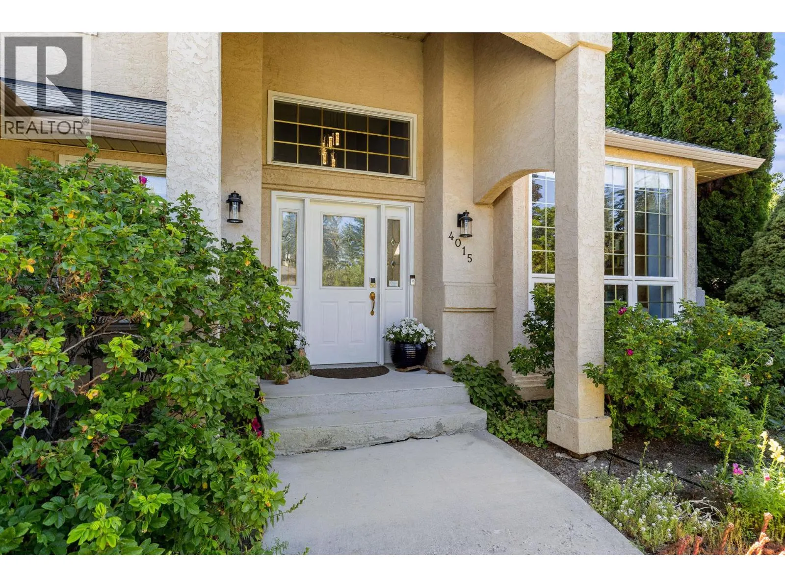 4015 Mahonia Drive