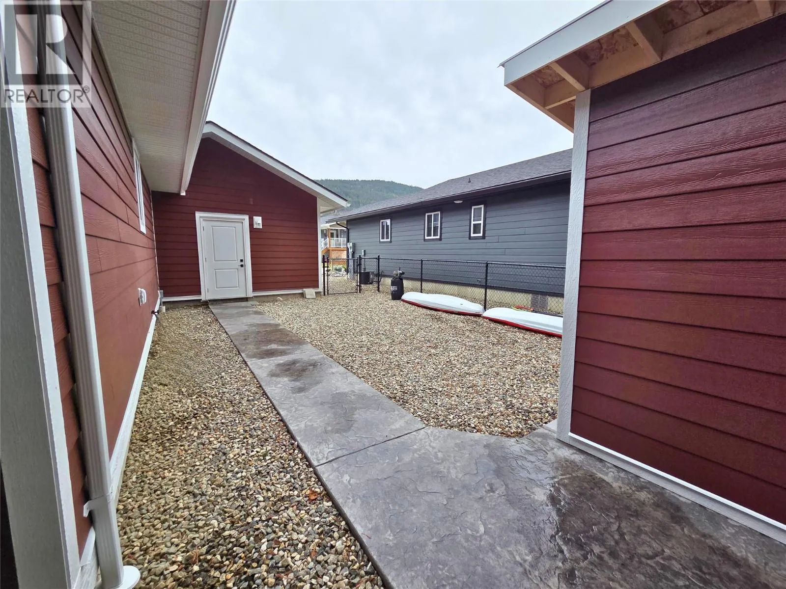 1134 Hawthorn Row
