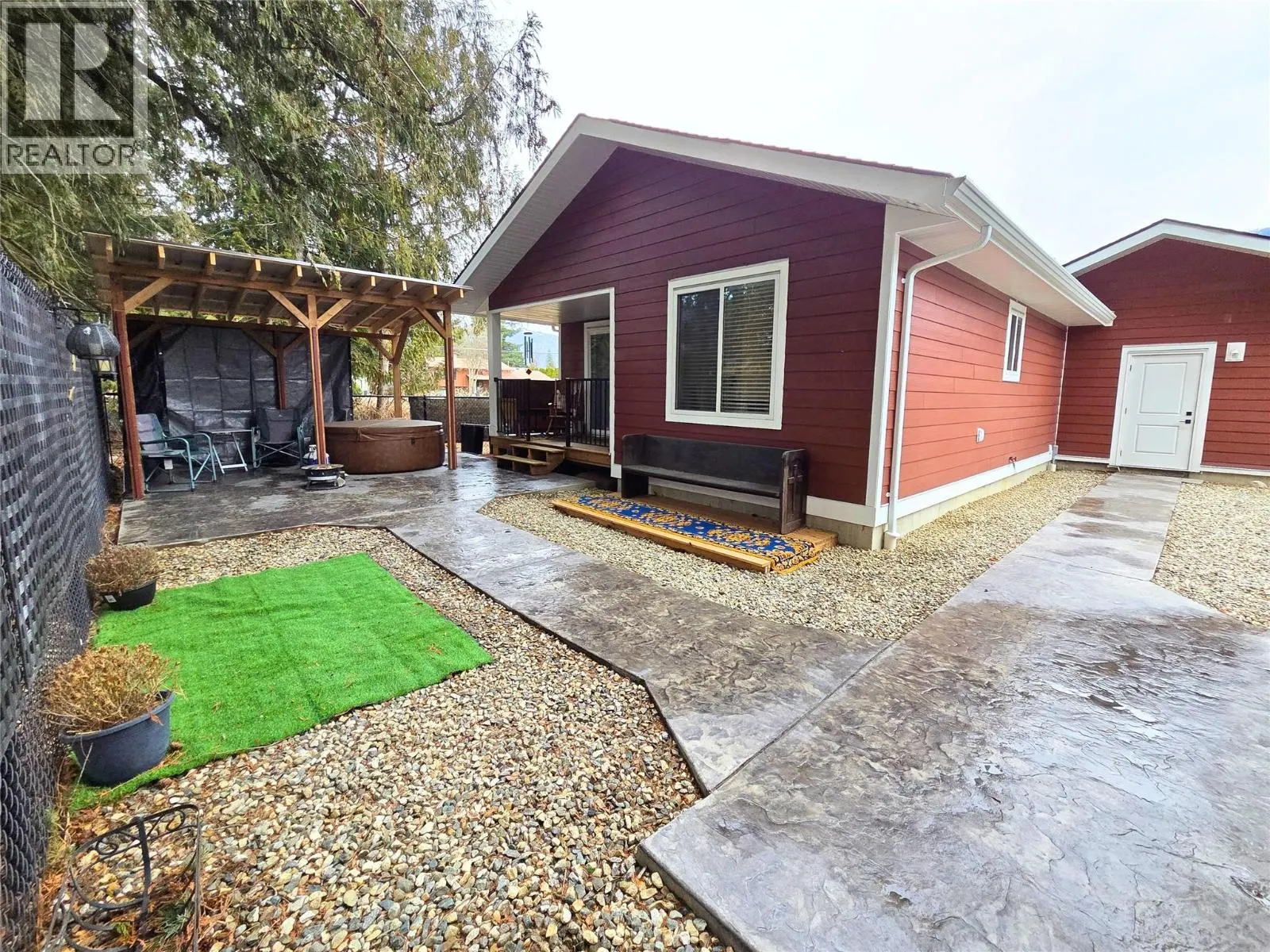 1134 Hawthorn Row