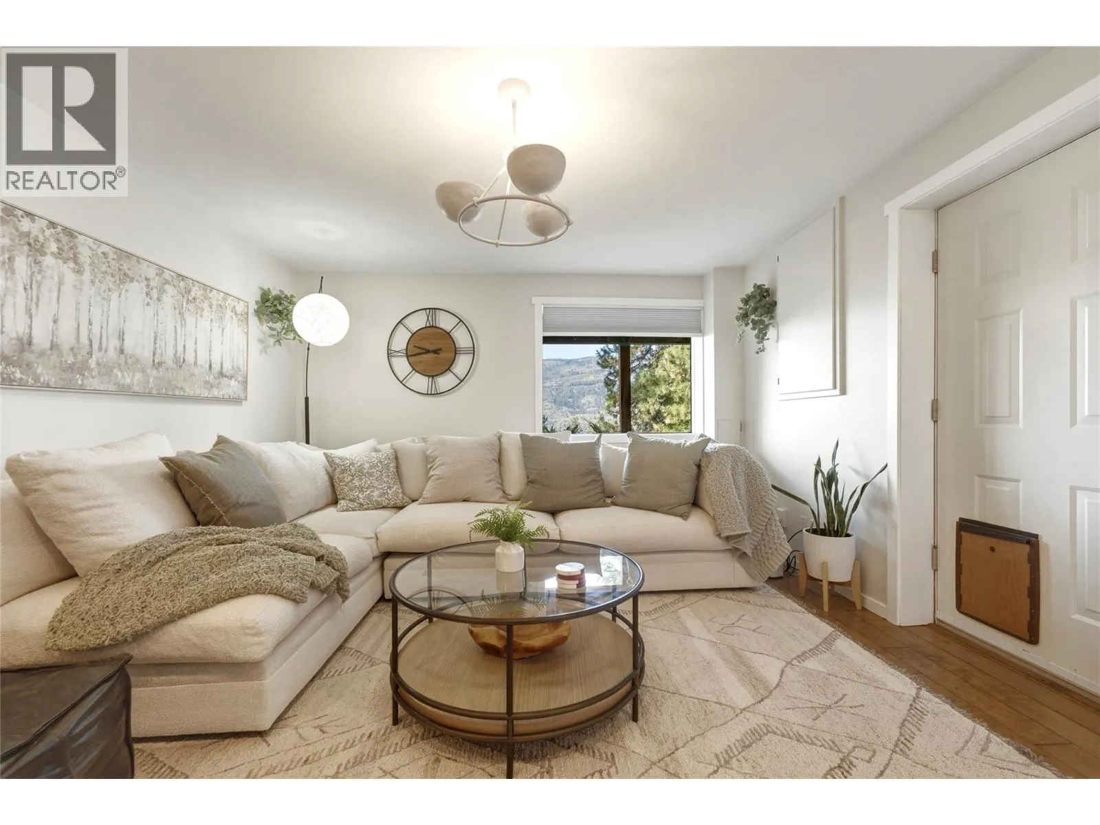 1934 Paly Road