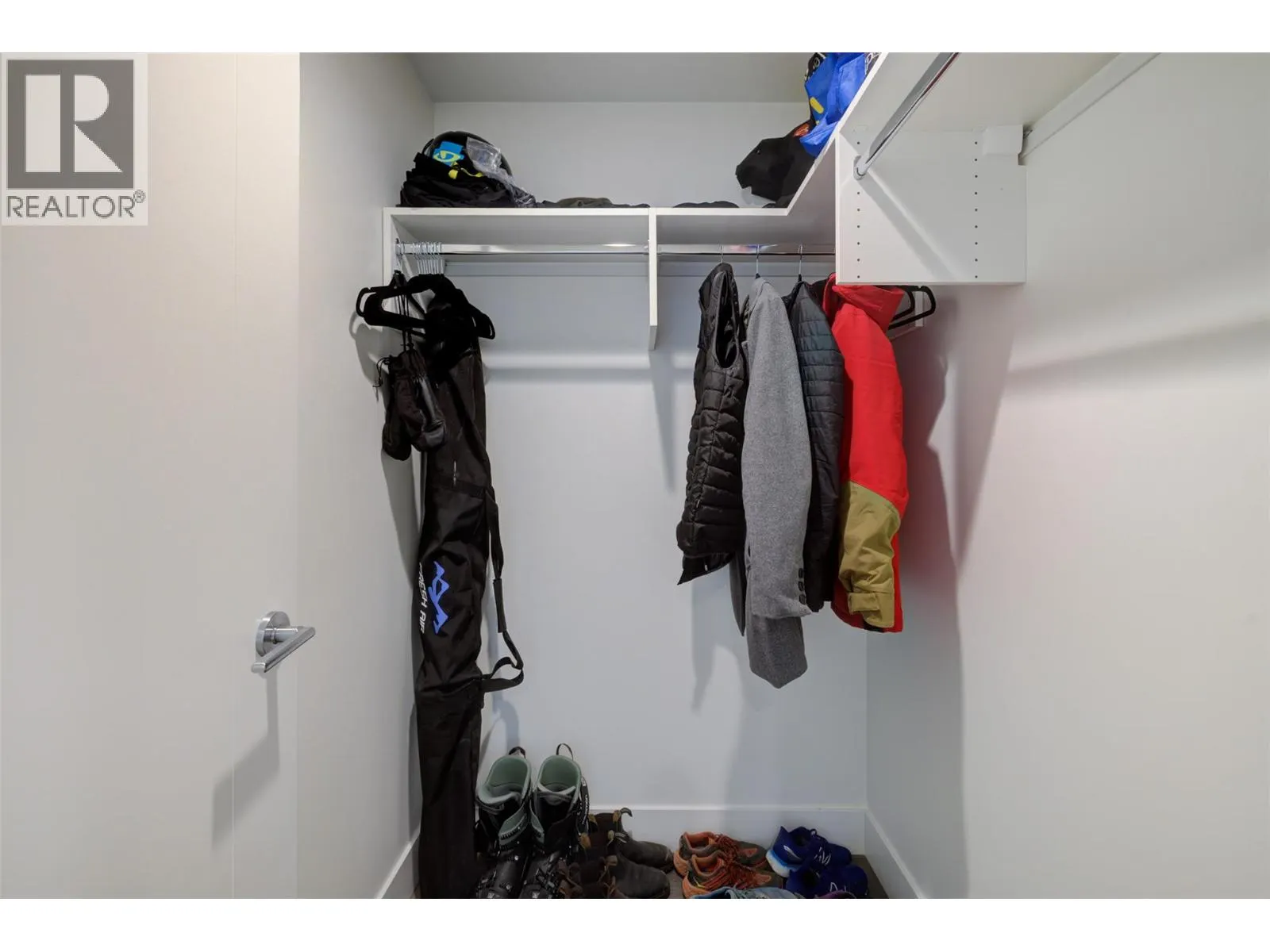 1181 Sunset Drive Unit# 2302
