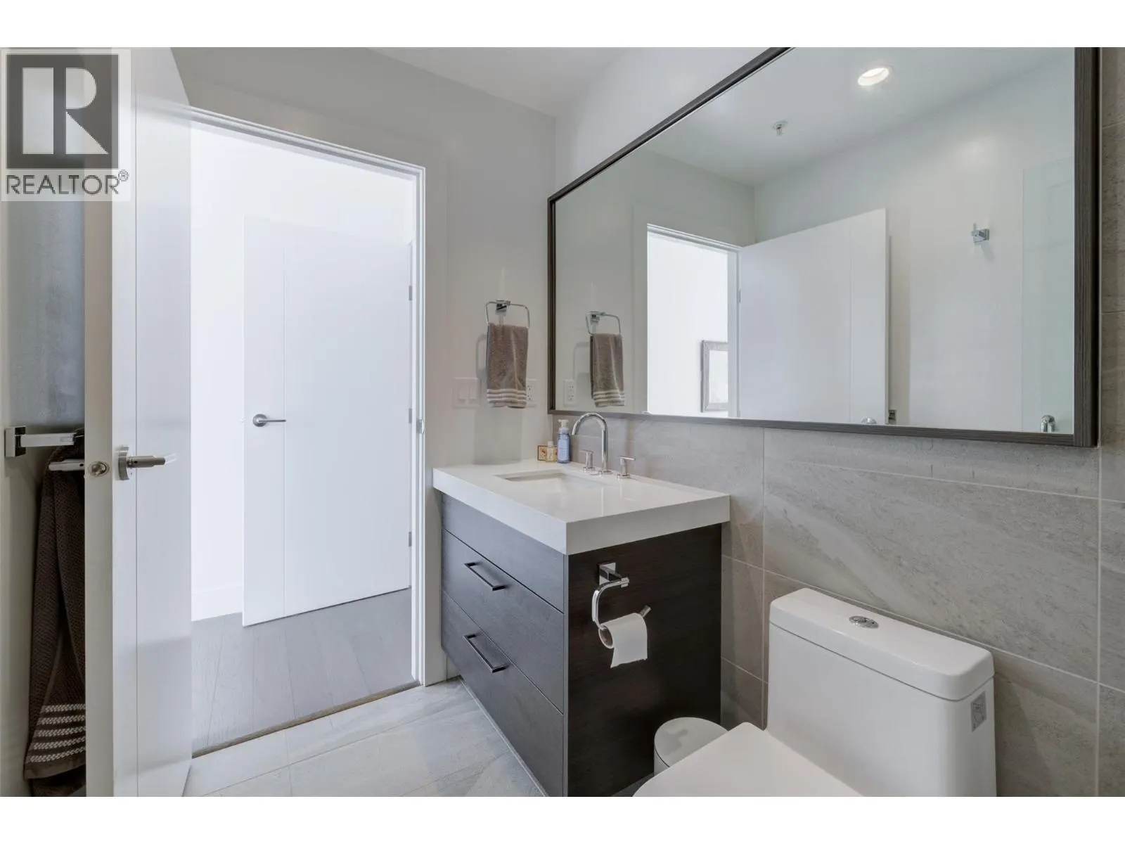1181 Sunset Drive Unit# 2302