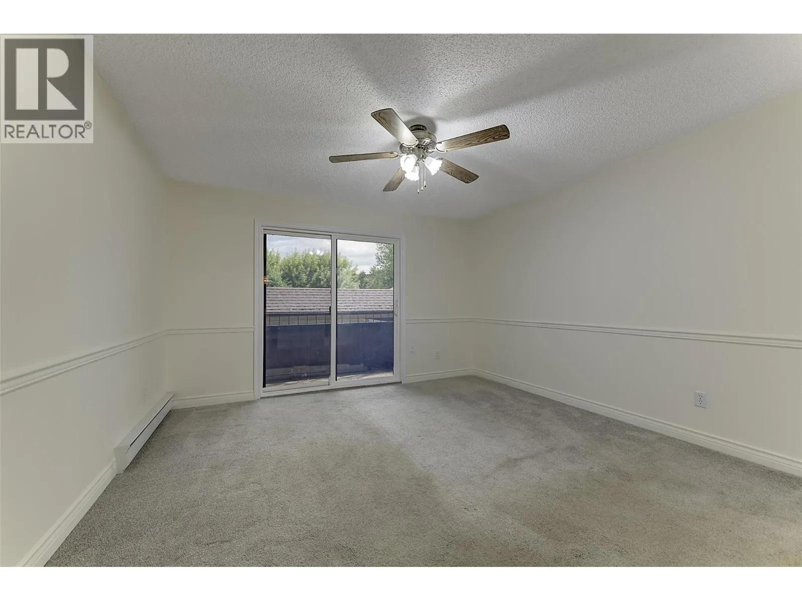 983 Bernard Avenue Unit# 206