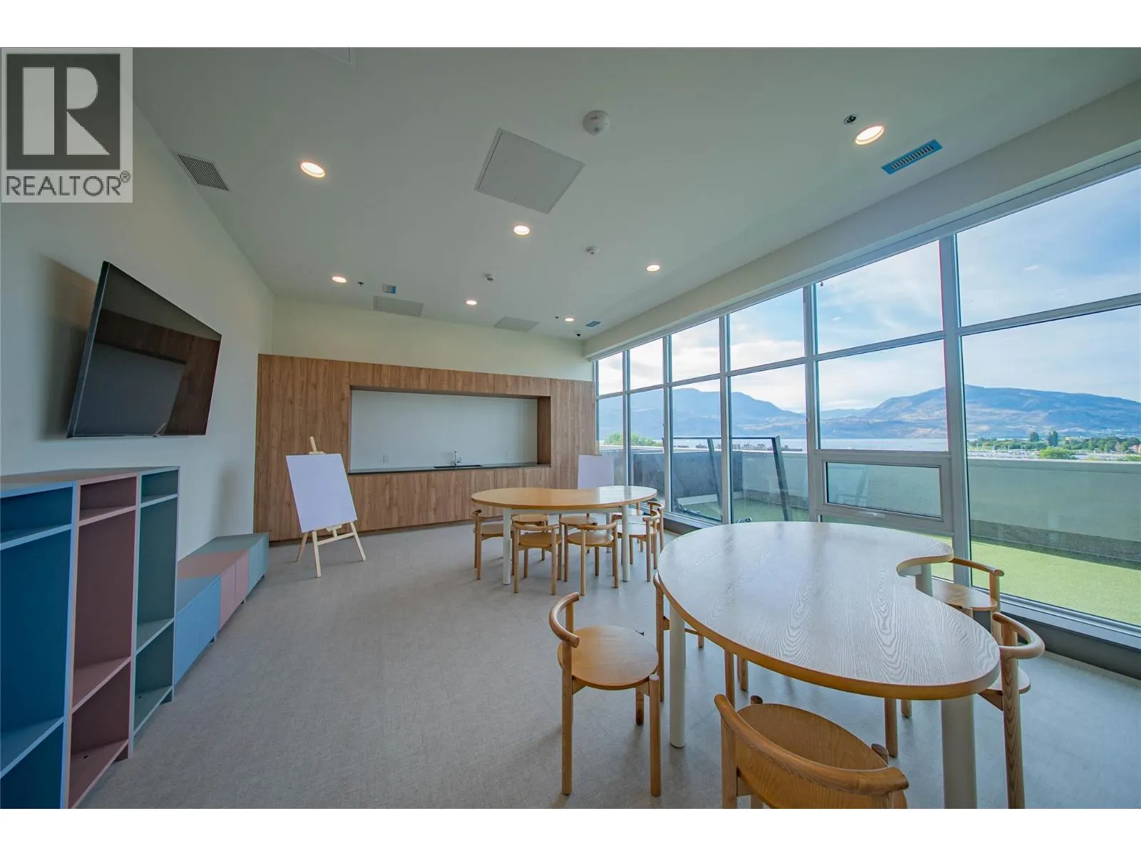 238 Leon Avenue Unit# 1408