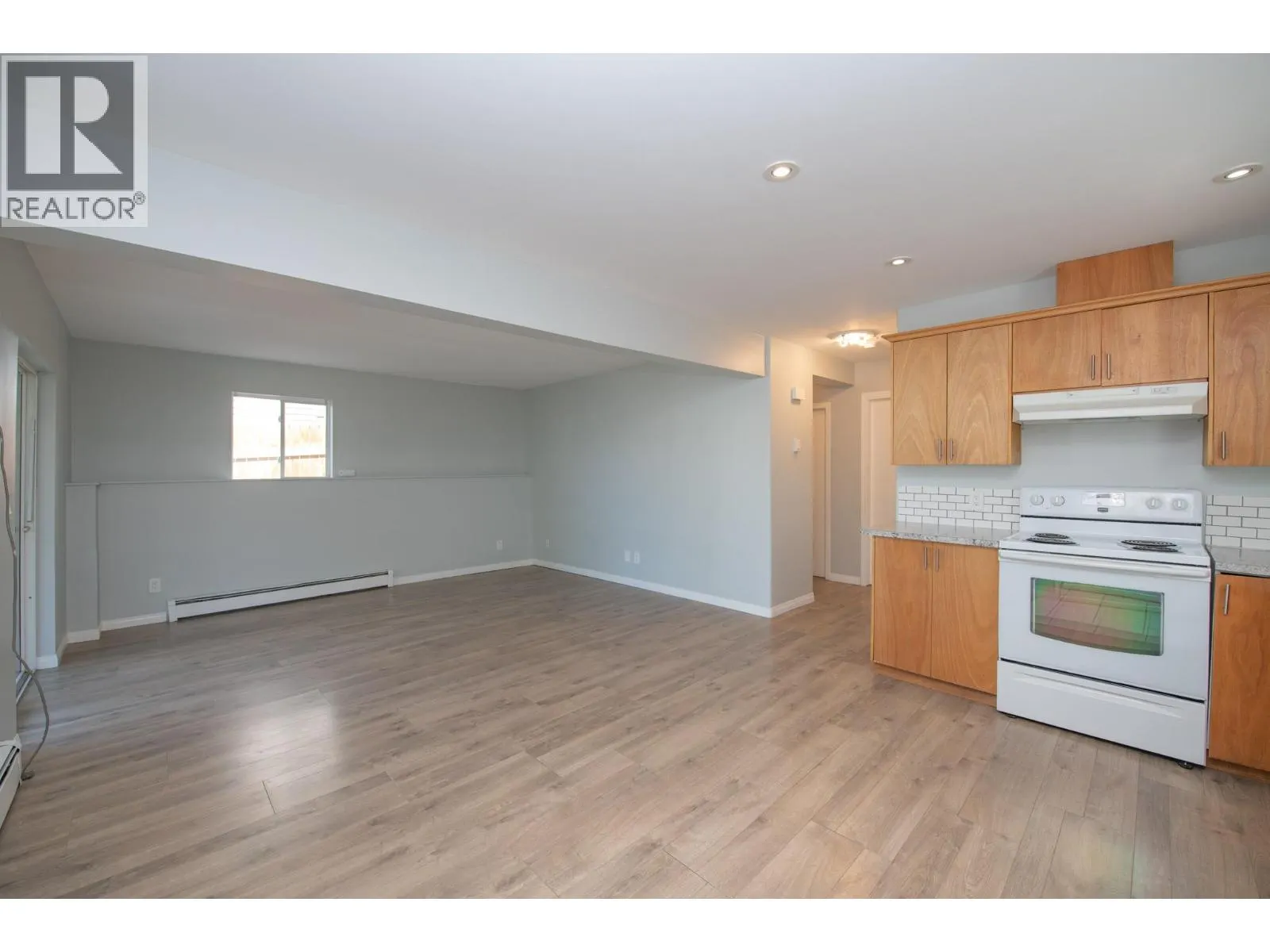 3908 Pleasant Valley Road