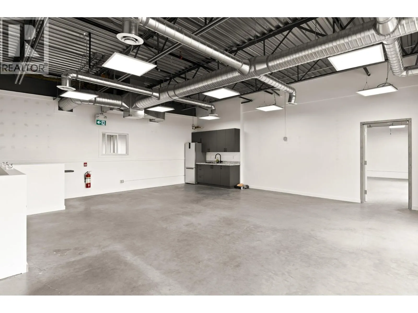 880 Clement Avenue Unit# 204