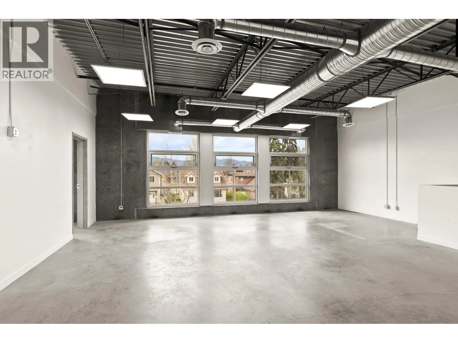 880 Clement Avenue Unit# 204
