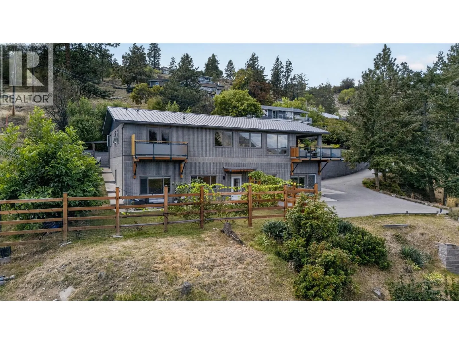 241 Oak Avenue