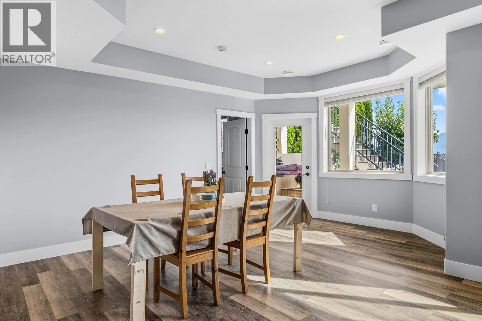 3162 Saddleback Place