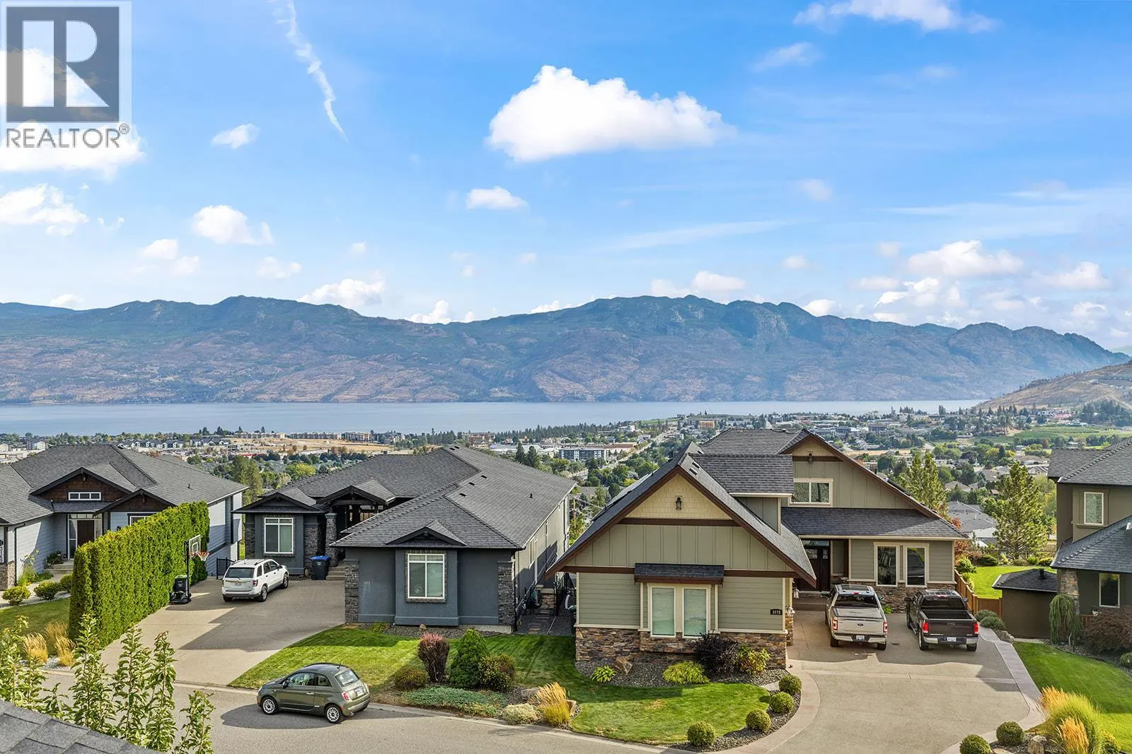 3162 Saddleback Place
