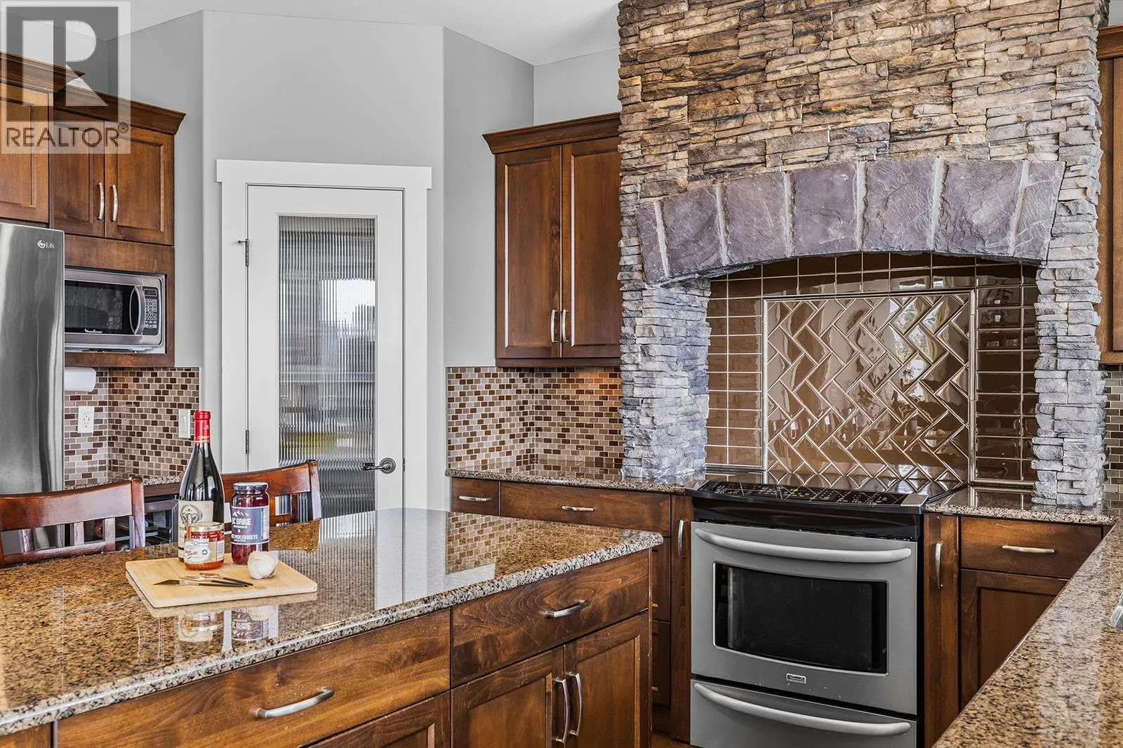 3162 Saddleback Place