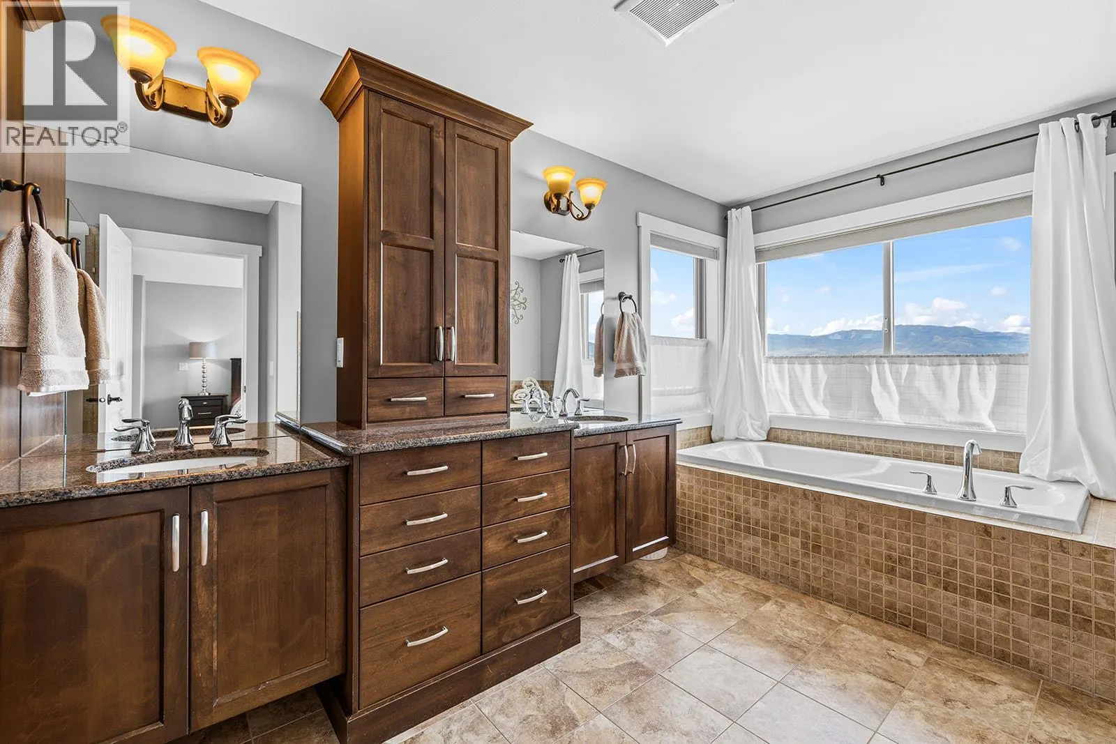 3162 Saddleback Place
