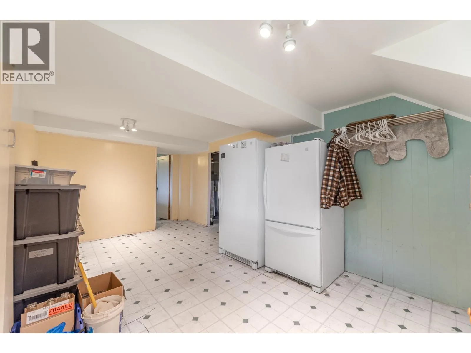 14602 Fisher Close