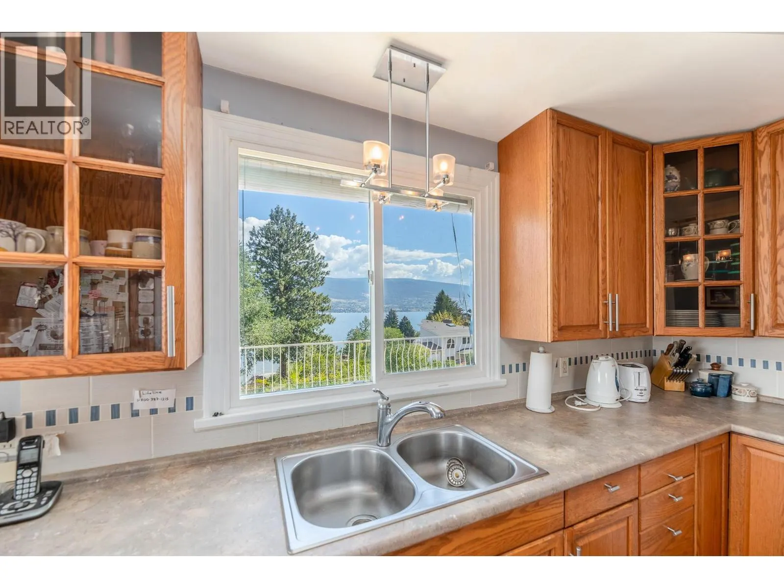 14602 Fisher Close