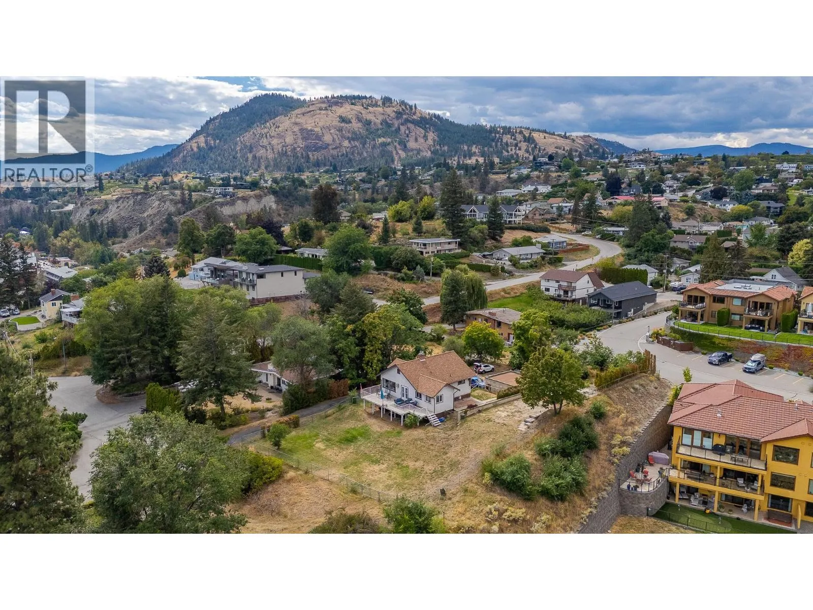 14602 Fisher Close