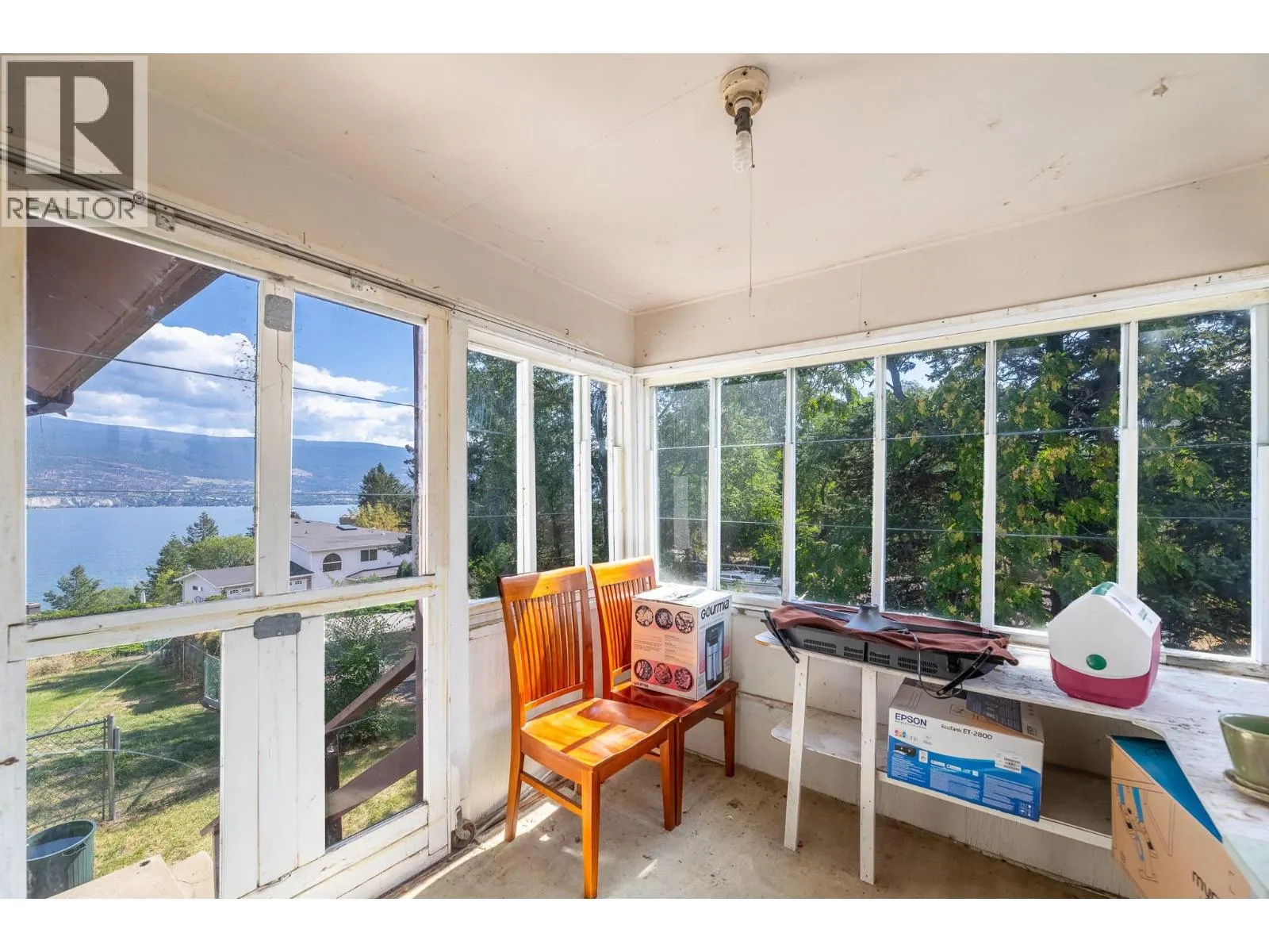 14602 Fisher Close