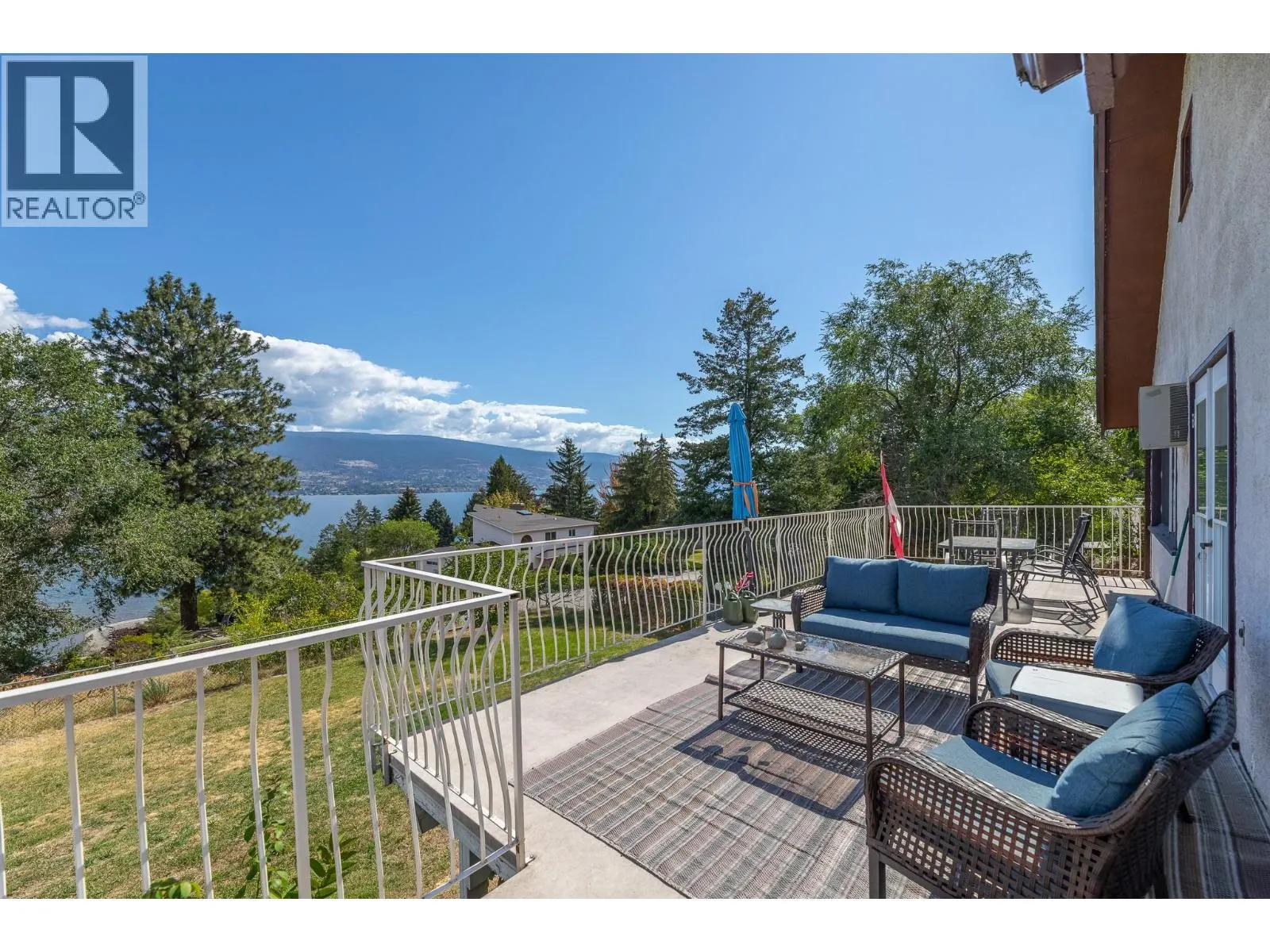 14602 Fisher Close