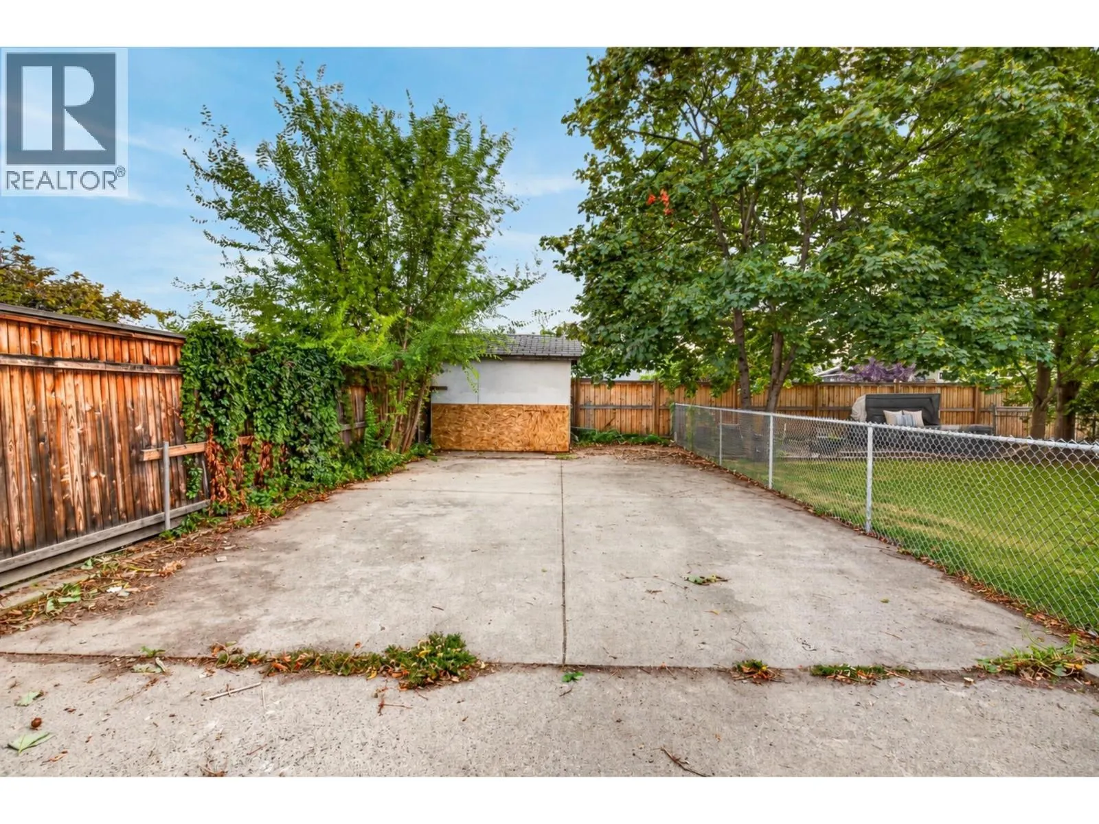 1387 Gordon Drive