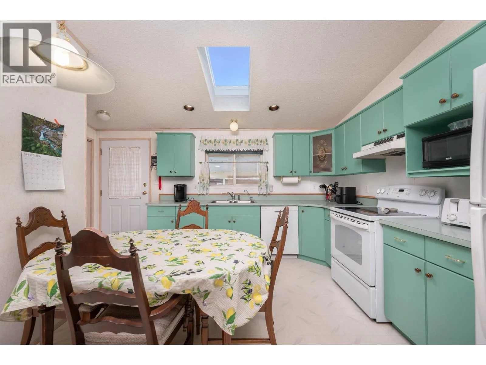 1600 43 Avenue Unit# 27