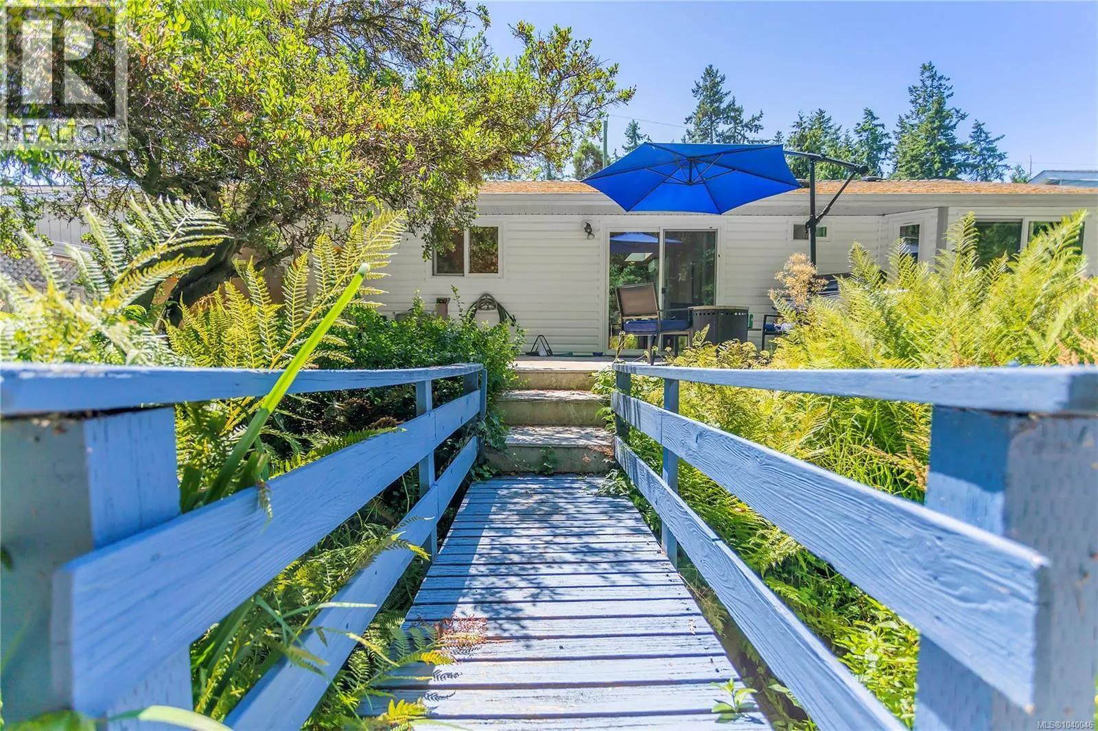 7 4604 Hammond Bay Rd