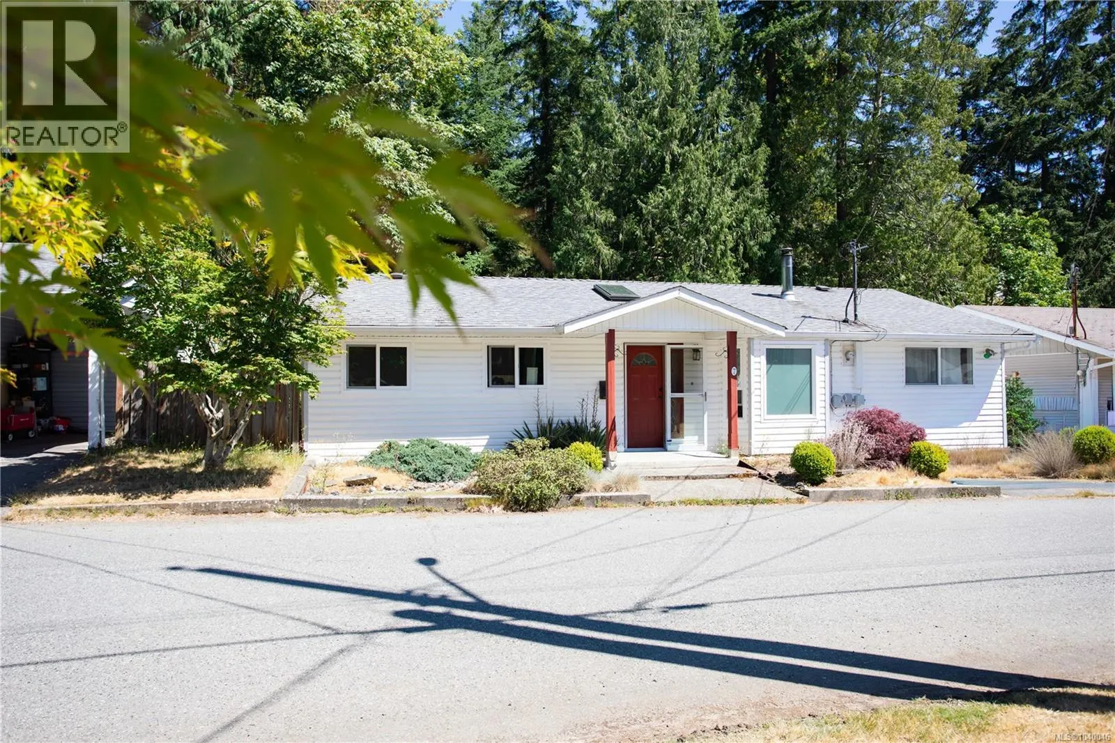 7 4604 Hammond Bay Rd
