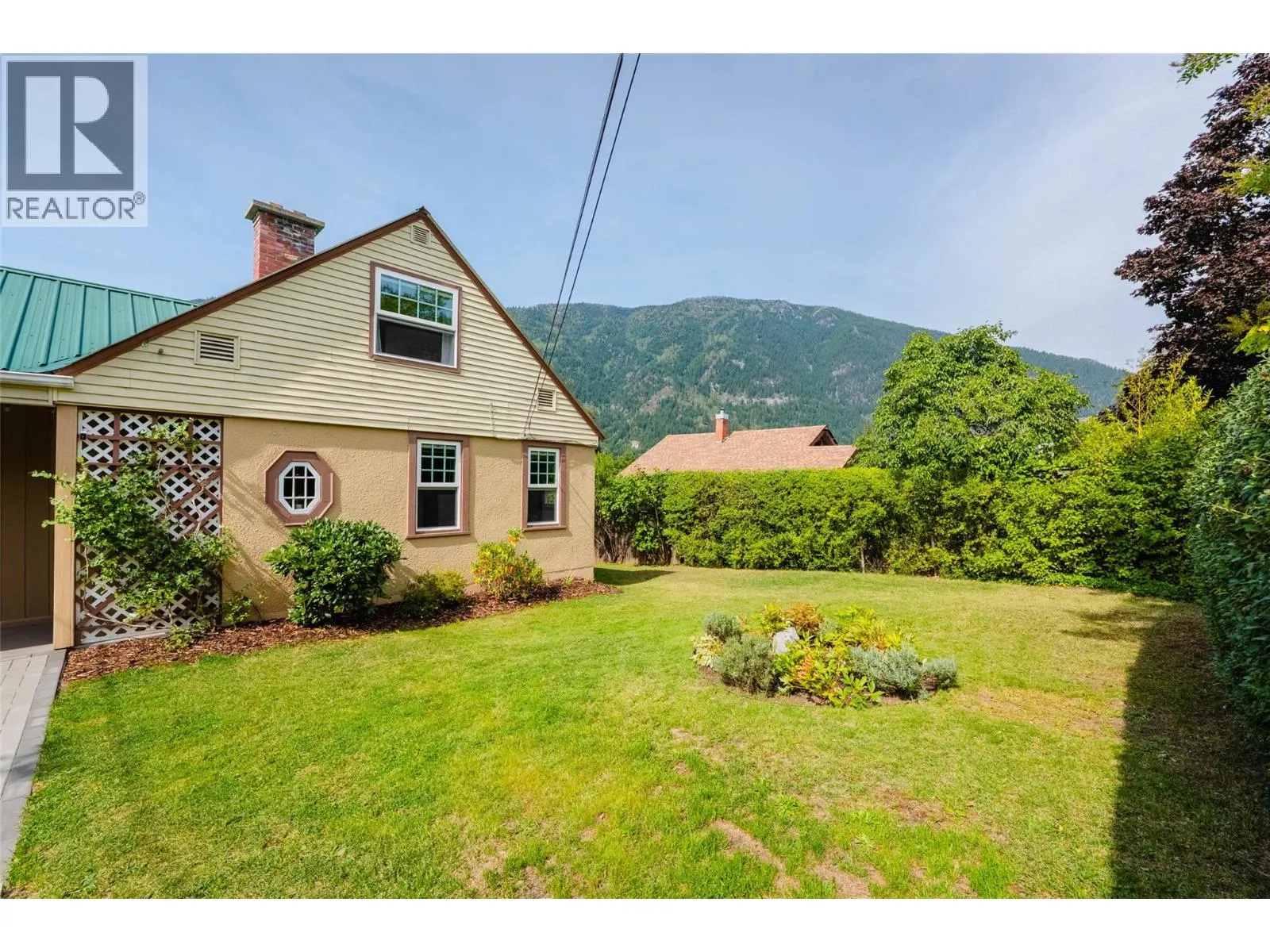 709 Fourth Street