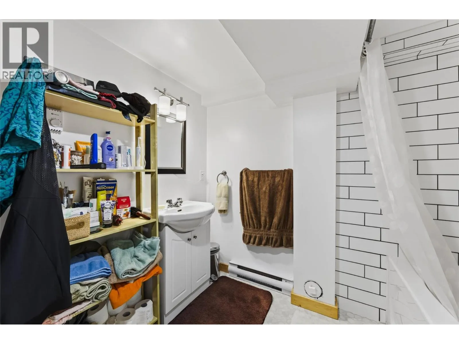 709 Fourth Street