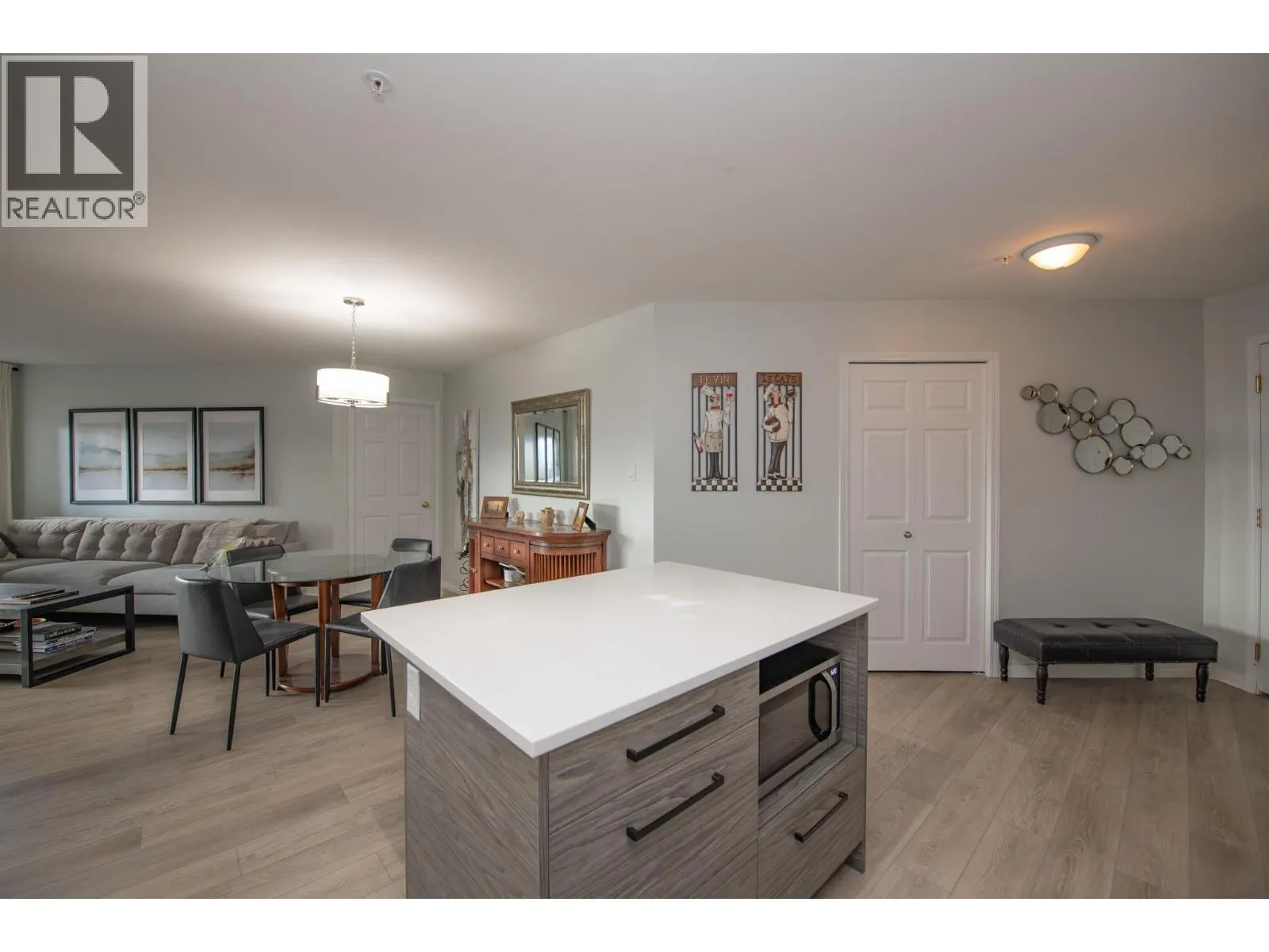 4900 Okanagan Avenue Unit# 215