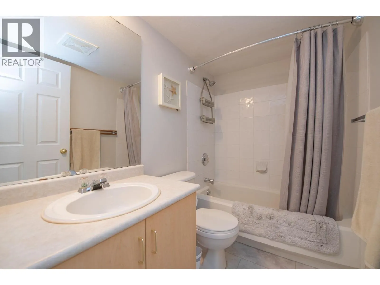 4900 Okanagan Avenue Unit# 215