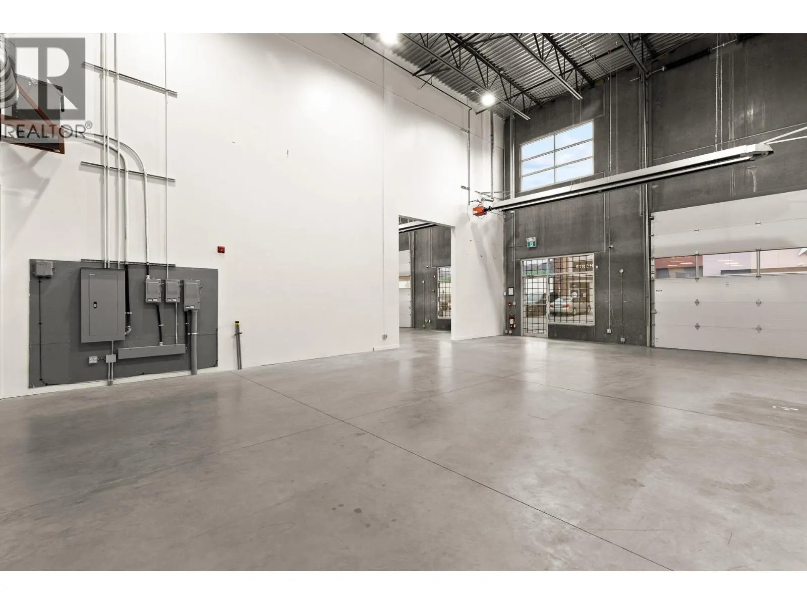 880 Clement Avenue Unit# 205
