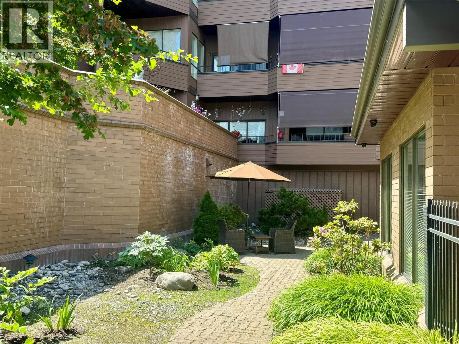 539 Sutherland Avenue Unit# 106