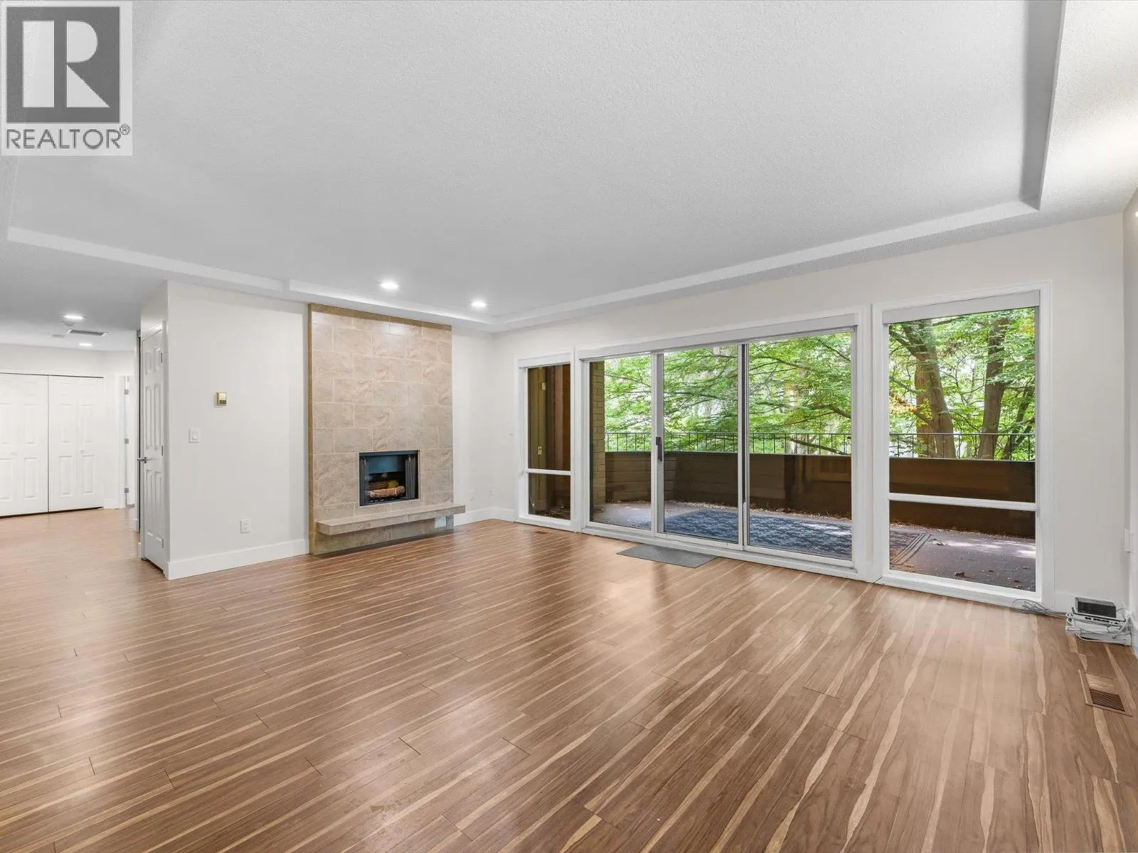 539 Sutherland Avenue Unit# 106