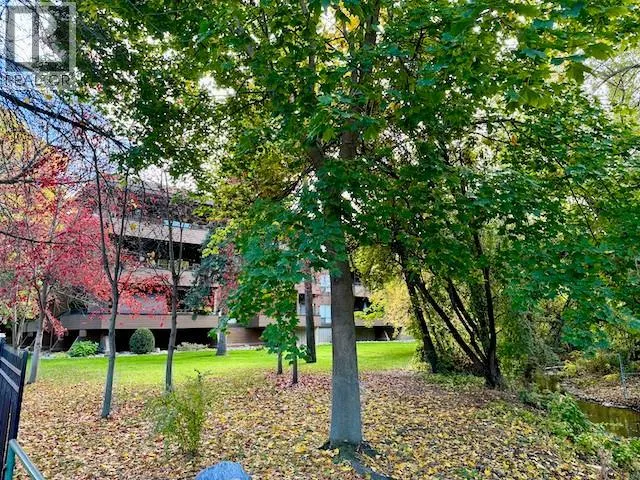 539 Sutherland Avenue Unit# 106