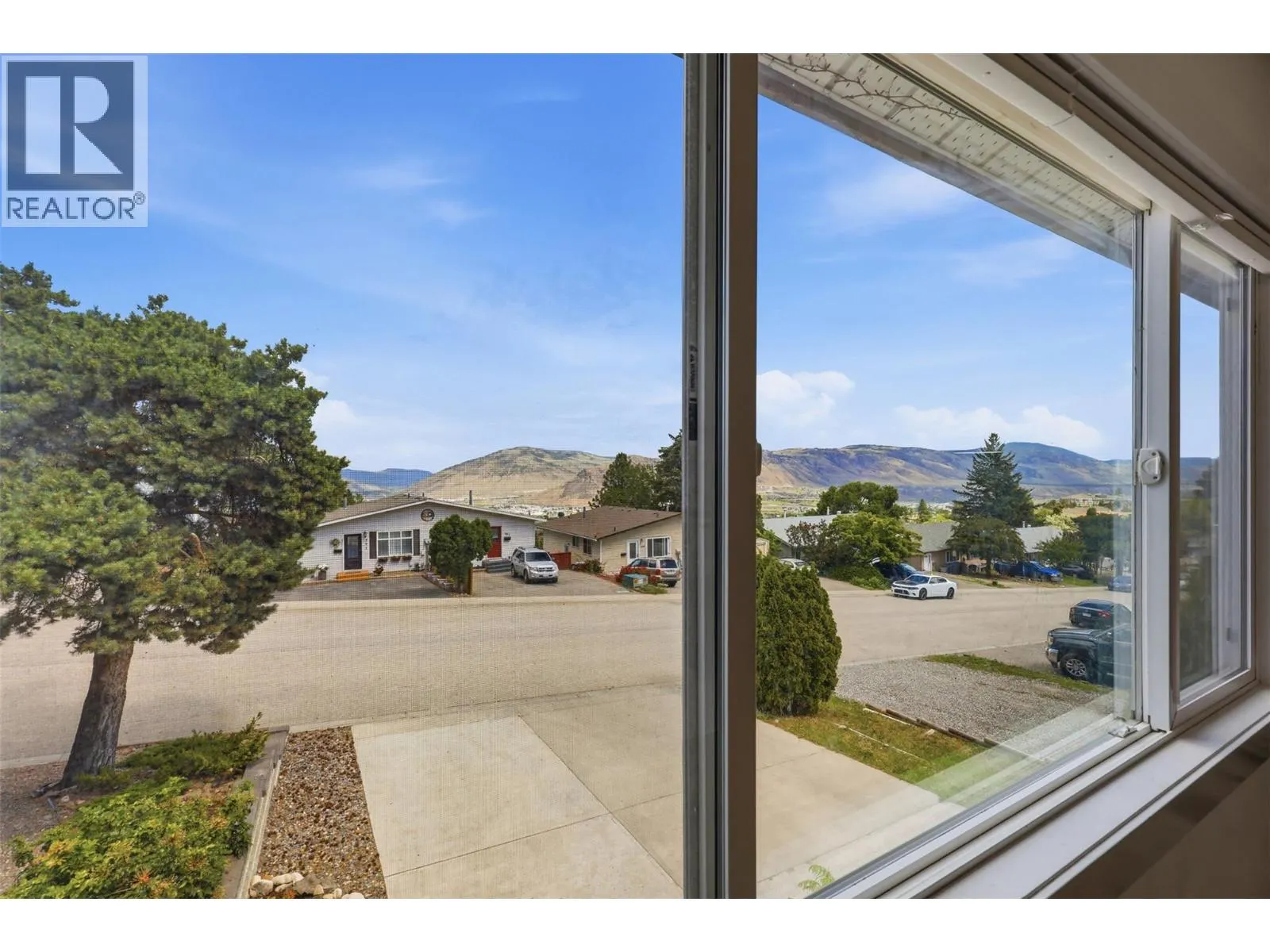 393 WADDINGTON Drive