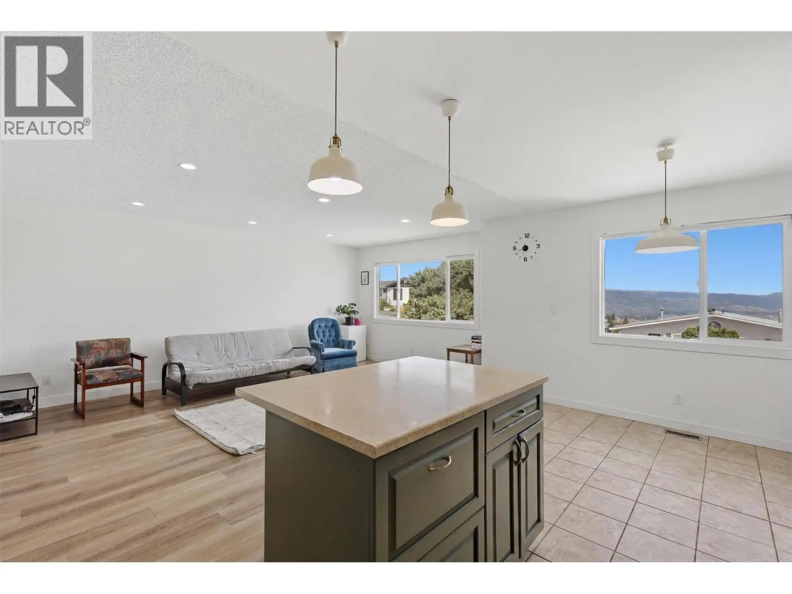393 WADDINGTON Drive