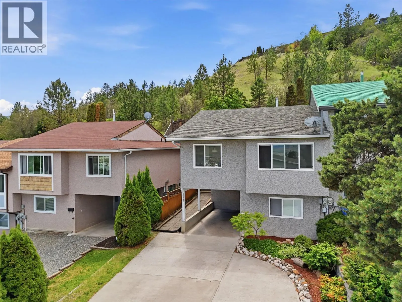 393 WADDINGTON Drive