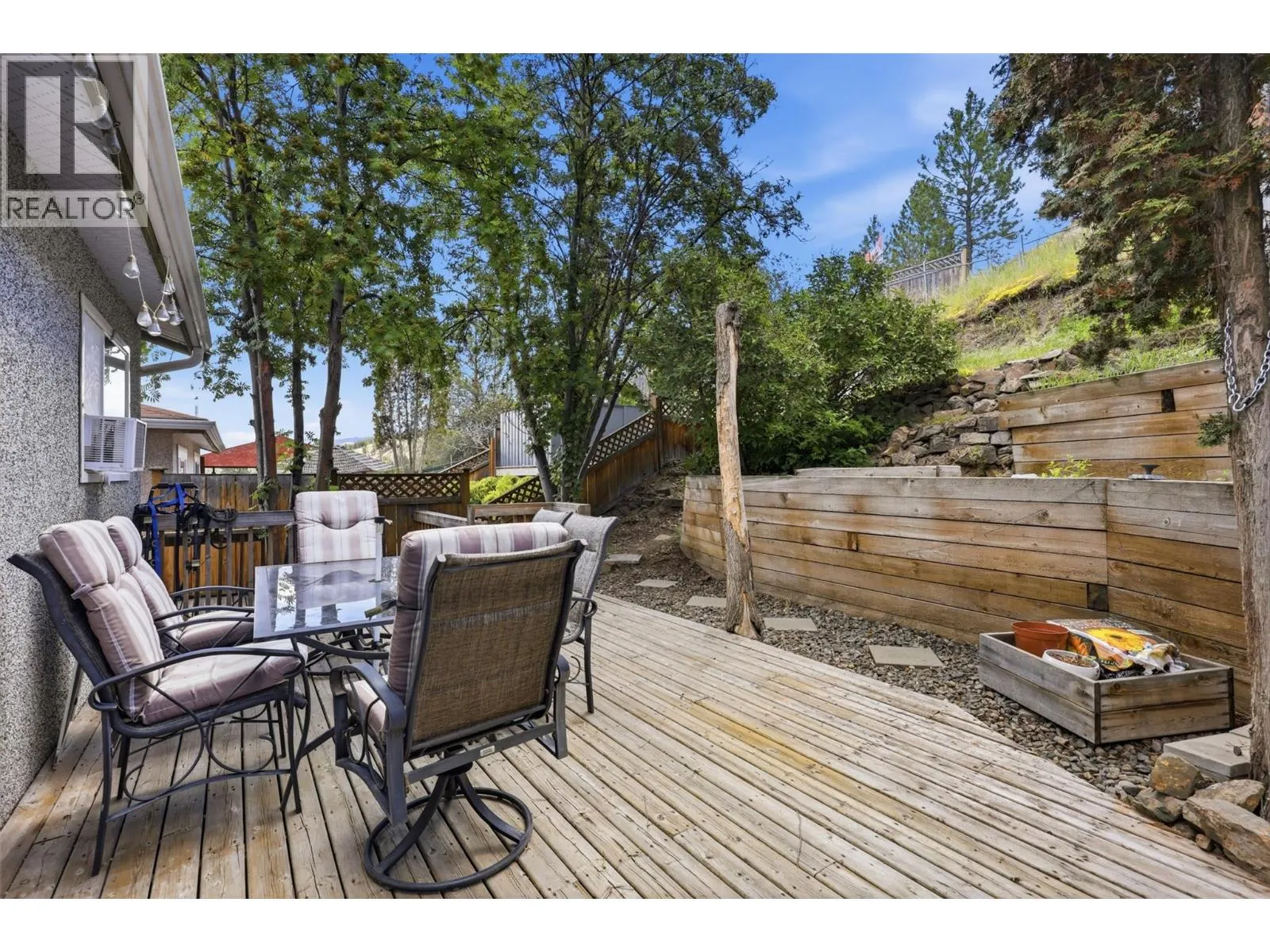 393 WADDINGTON Drive