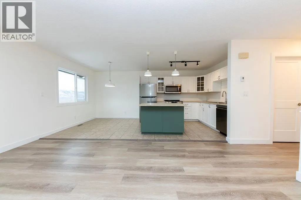 393 WADDINGTON Drive
