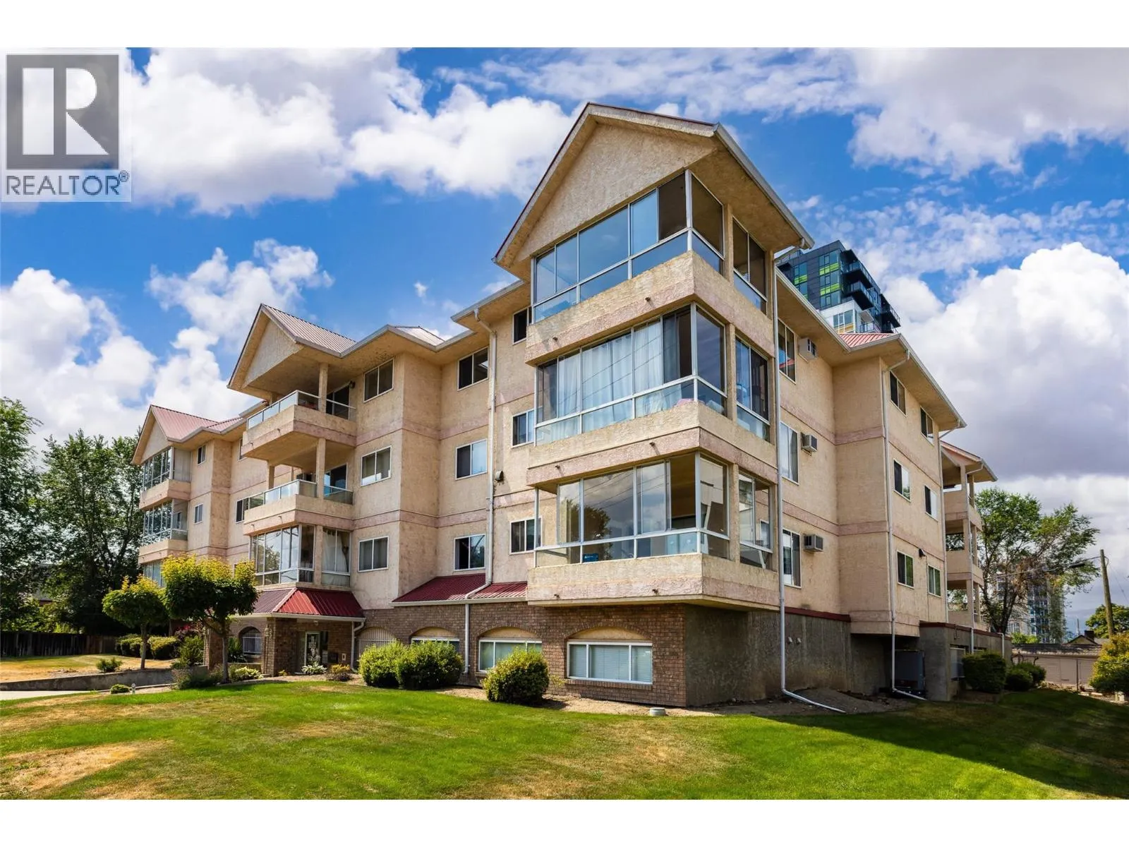 1318 RICHTER Street Unit# 303